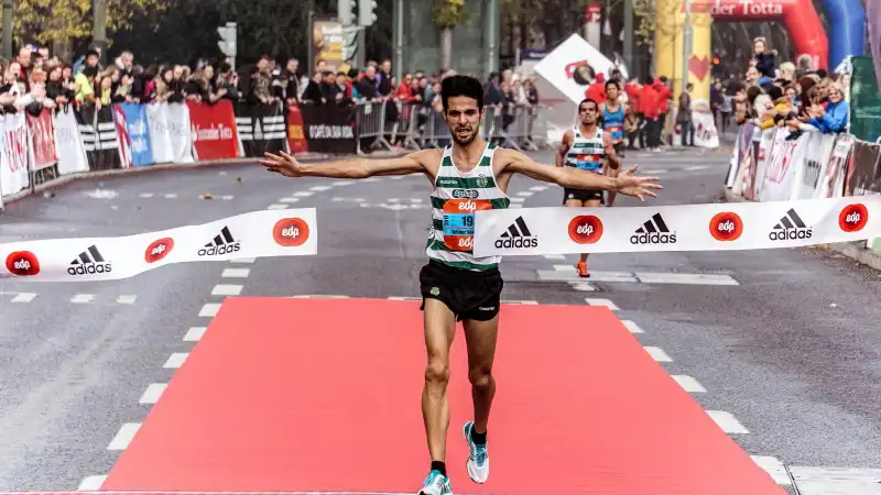 フルマラソンのルールを徹底解説！トップ選手と市民ランナーでこんなに違う